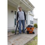 WD1270_blowing_low_300_72dpi