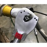 Pince à sertir en quatre points à tête articulée en ligne 6 tonnes, Li-Ion, standard, 120 V 4